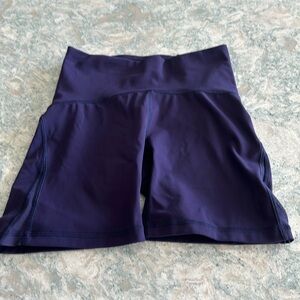 Lululemon Shirts Size 4!